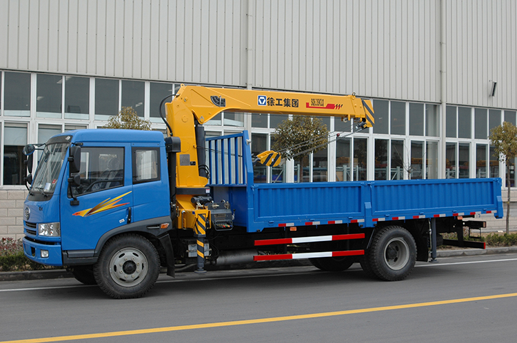XCMG Official 6 Ton Small Hydraulic Pick Up Truck Crane for Sale
